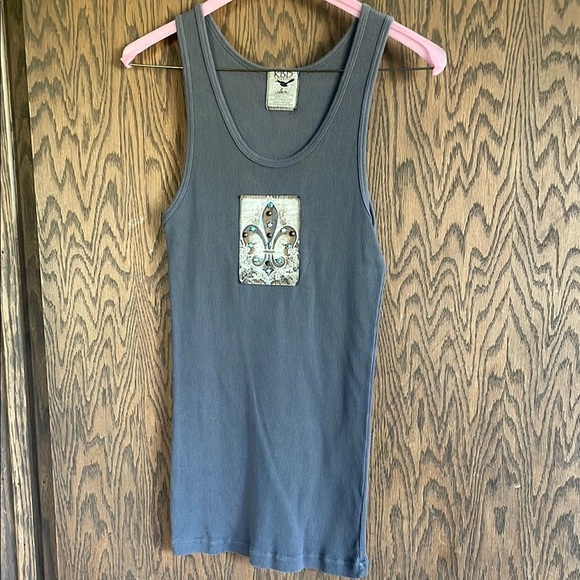Gray Tank Top with Fleur-de-Lis Patch - Picture 1 of 3
